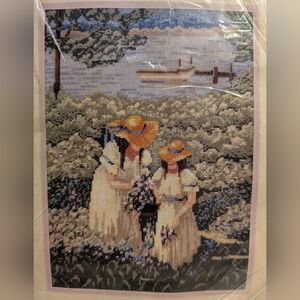Vtg Elsa Williams Needlepoint Kit PRECIOUS MOMENTS  Wool Yarn 10"x14"